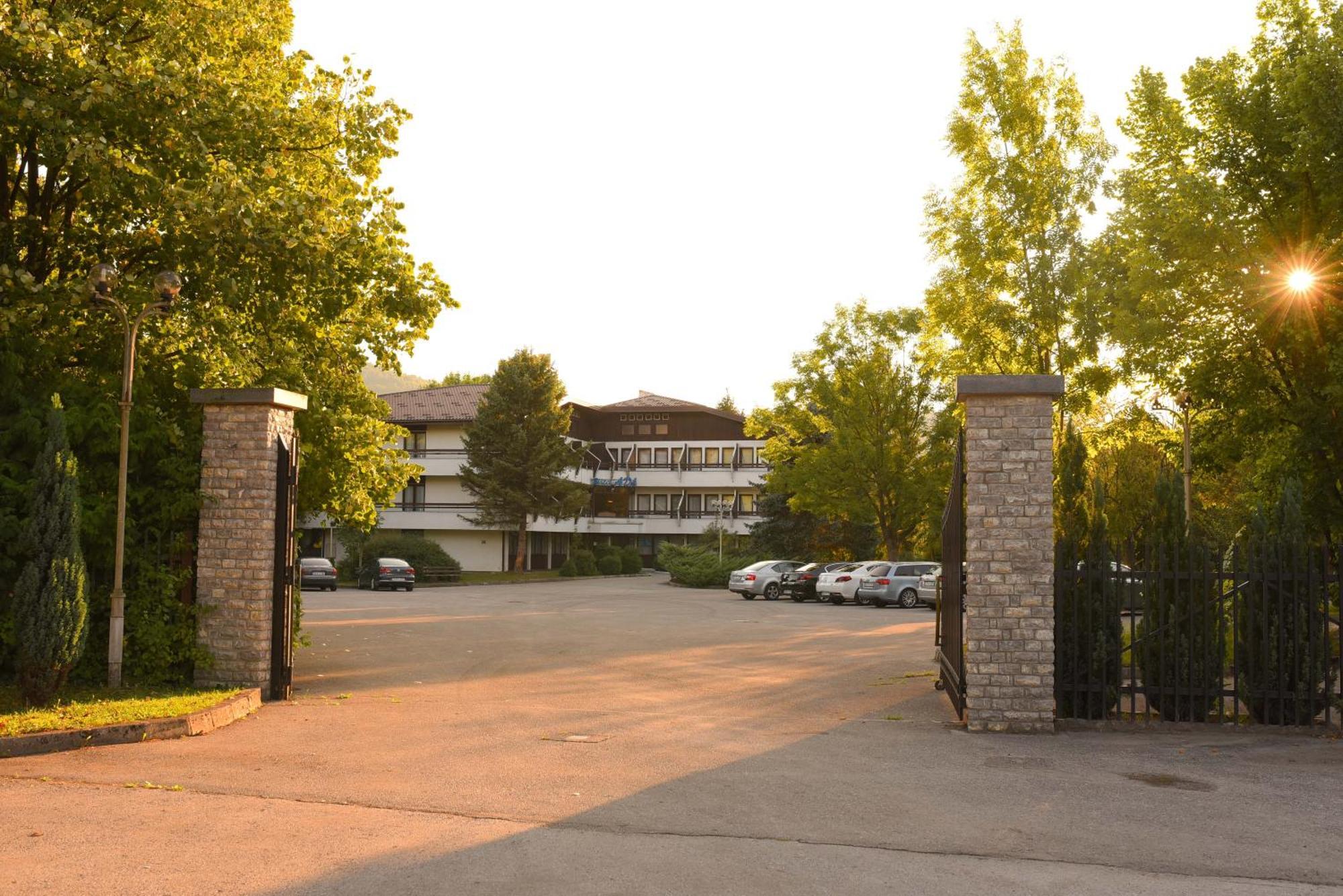 Hotel Ada Bihać Exteriér fotografie